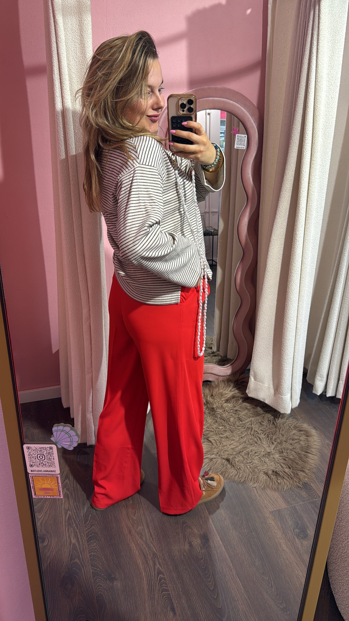 Pantalon- bright red