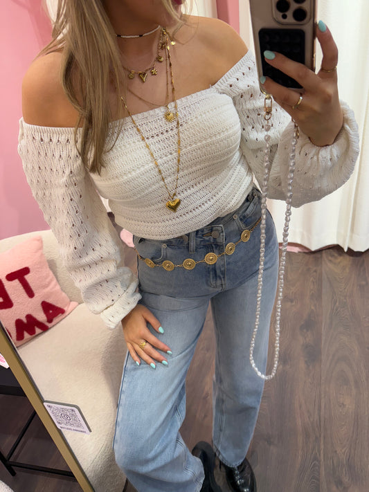 Jeans twisted button