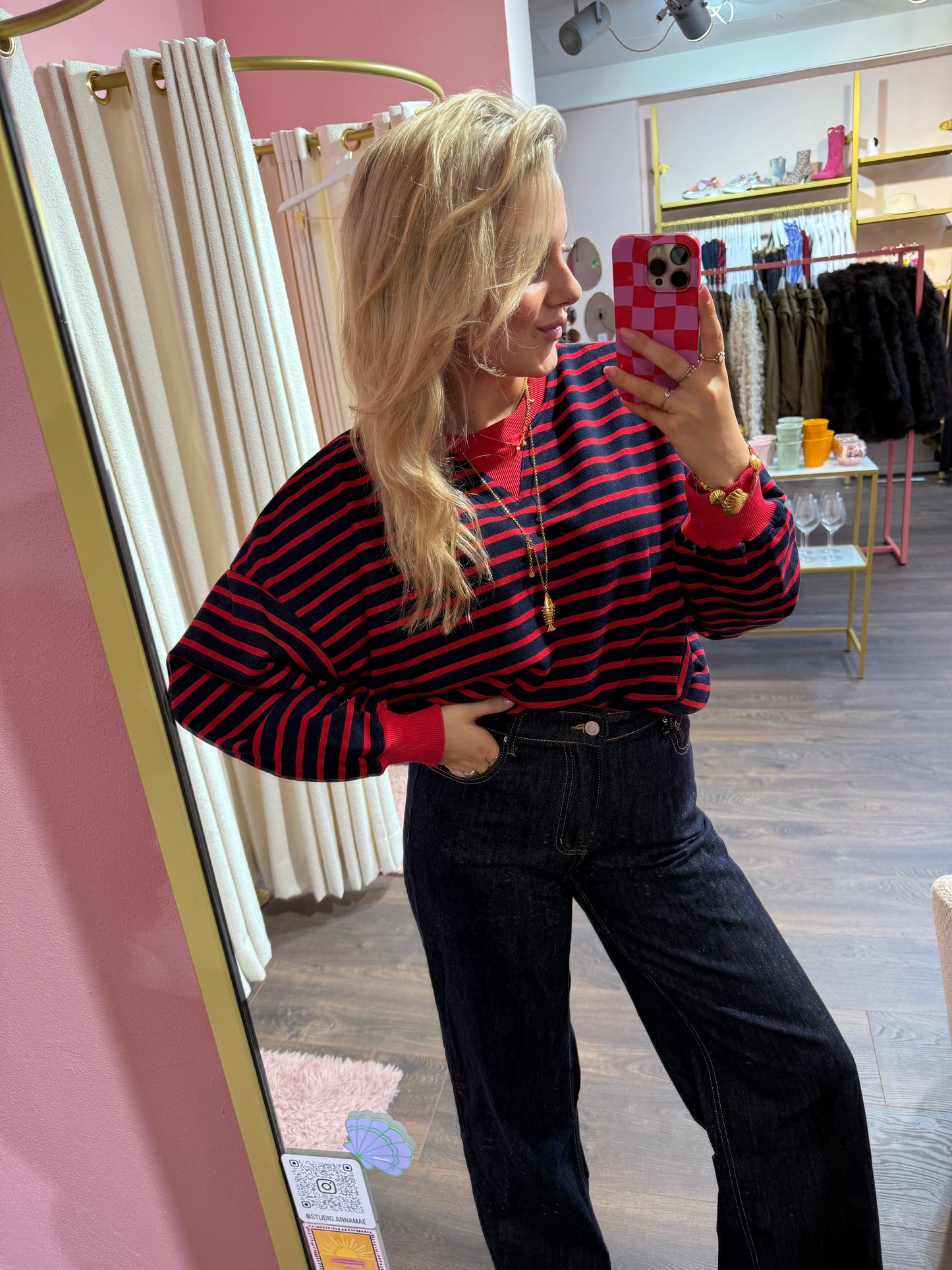 TRUI navy & rood