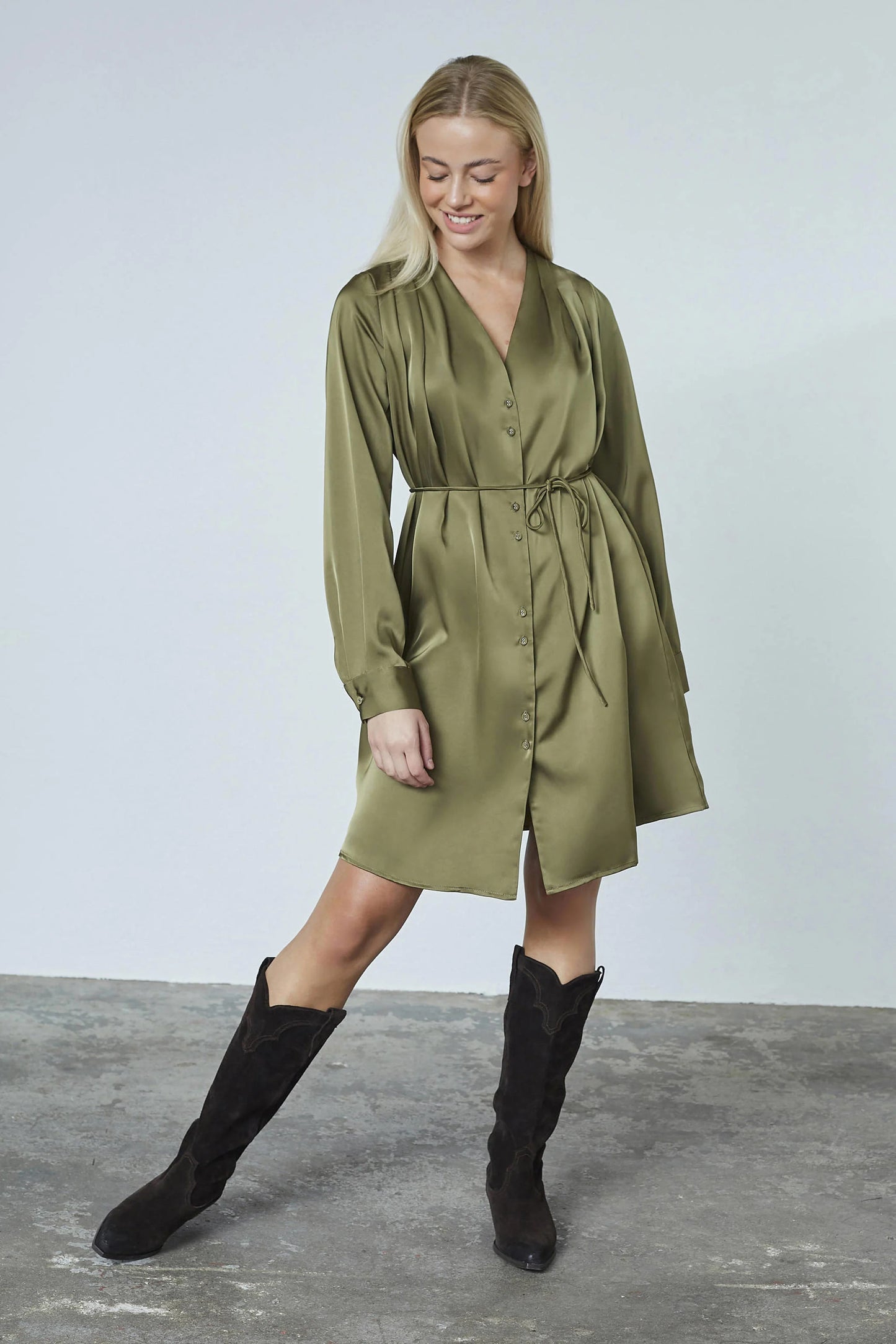 Sisters point- esava khaki