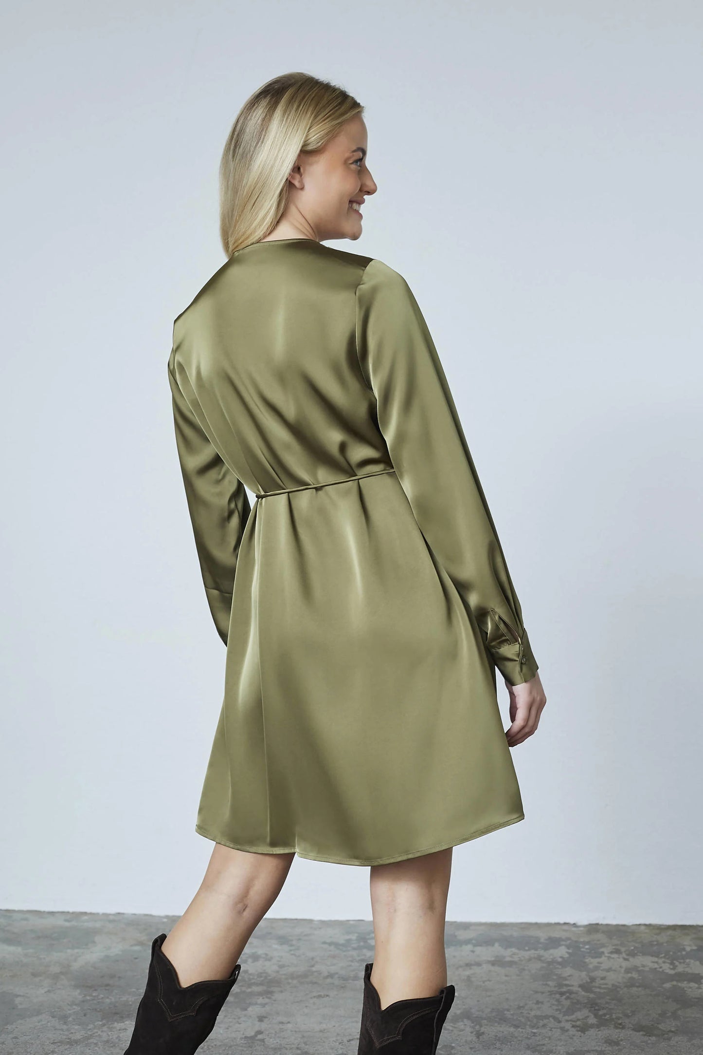 Sisters point- esava khaki