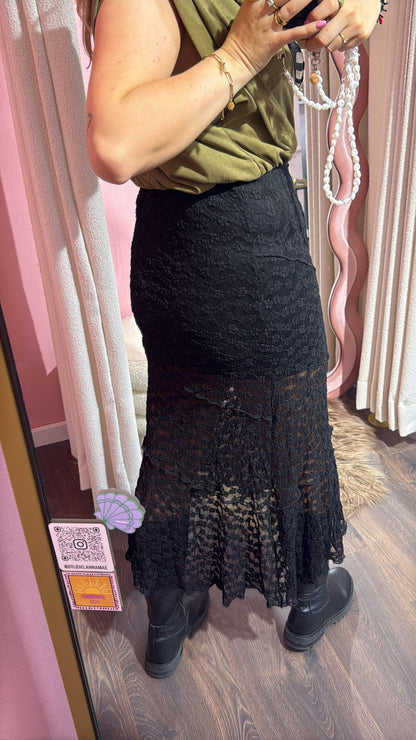 Lace skirt - Sisters Point