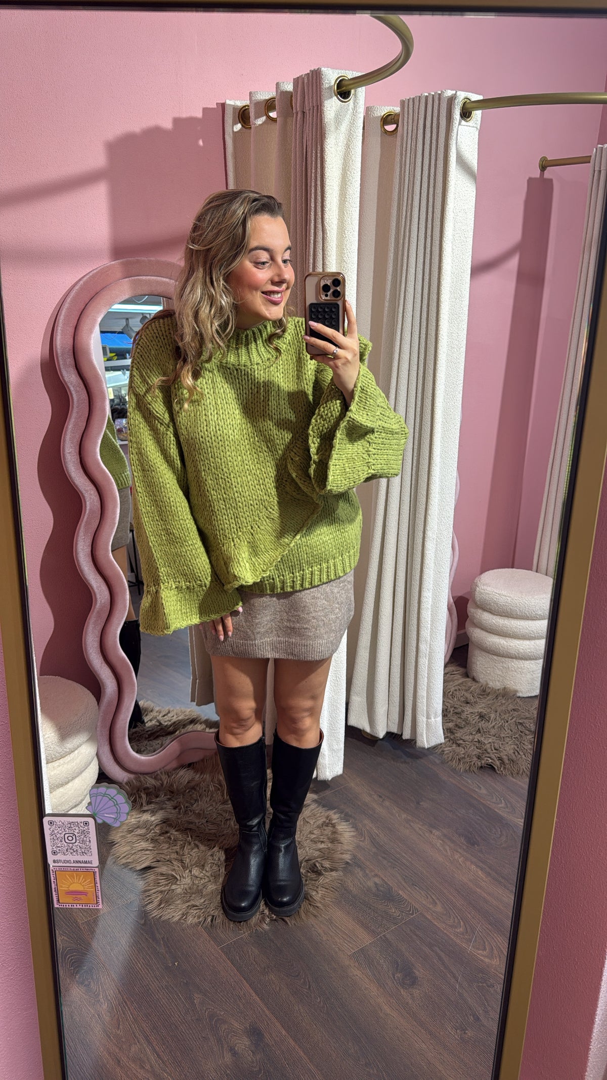 Ruffle sweater groen