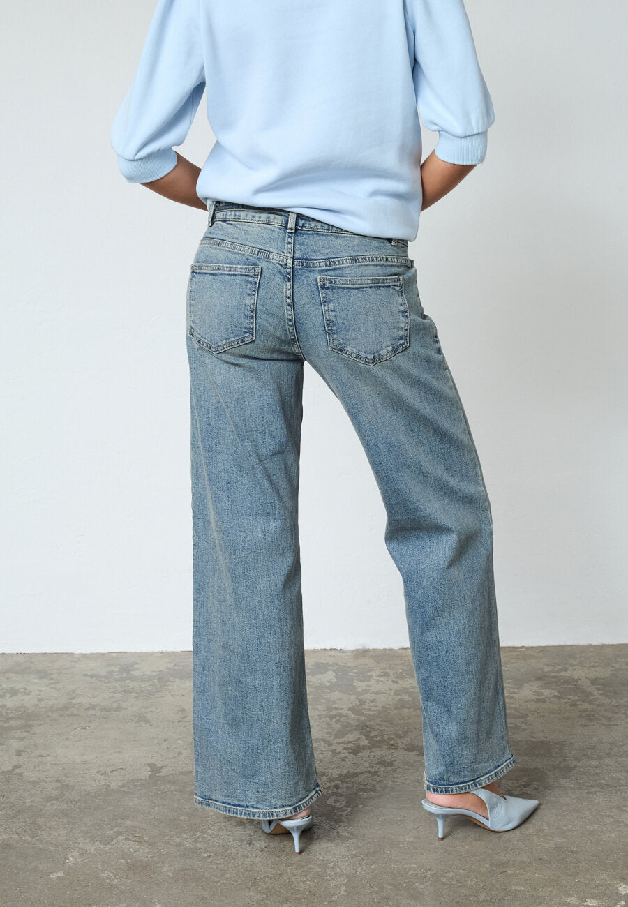 Jeans met riem - straight fit