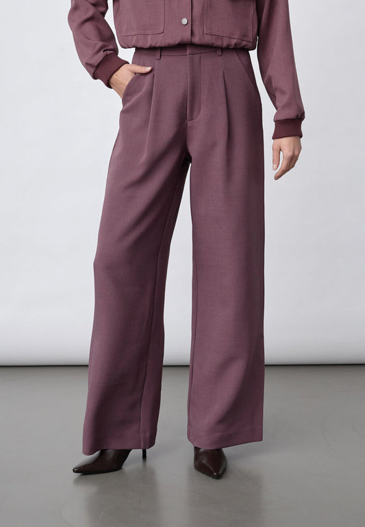 GREAT pants berry