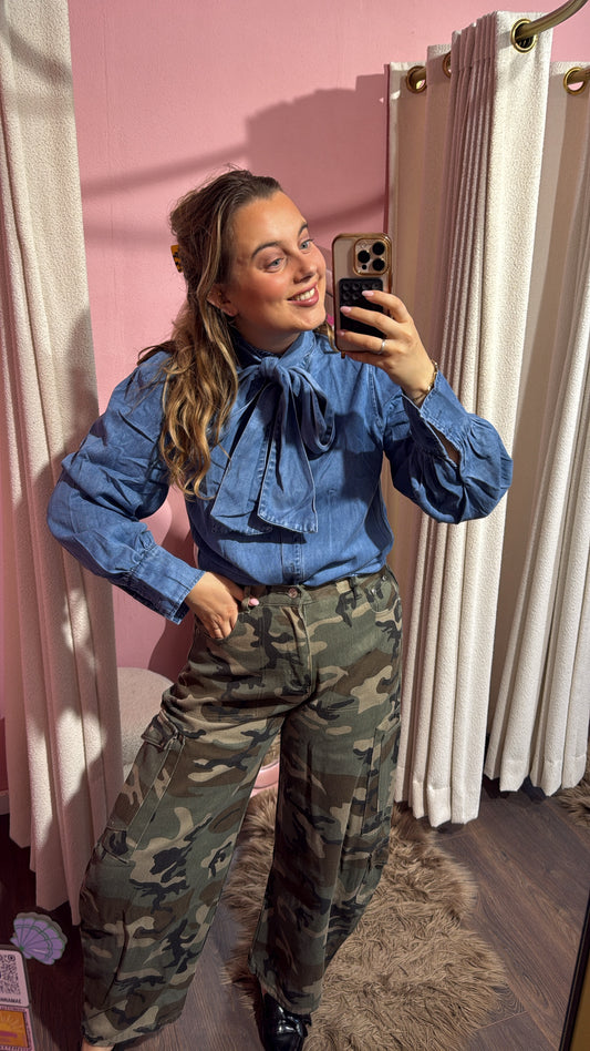 Spijker blouse met strik